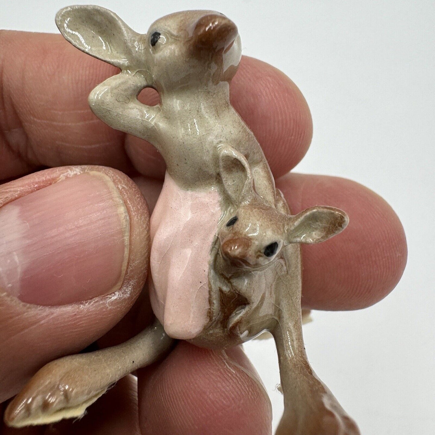 Retired Hagen Renaker Kangaroo Family Pink Apron w/baby Ceramic Figurines Minia