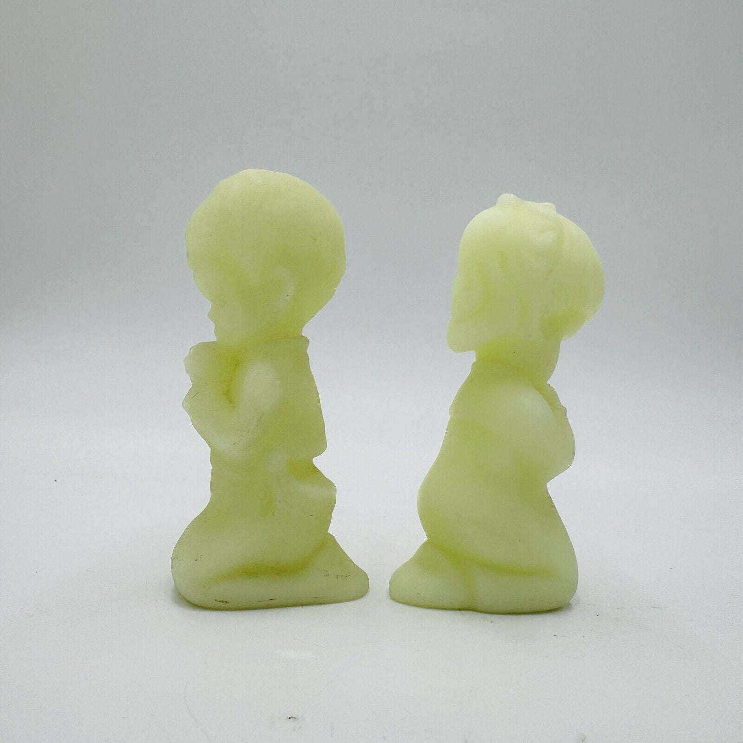 Fenton Art Glass Satin Uranium Praying Boy And Girl Figurine MCM Glows Small 2