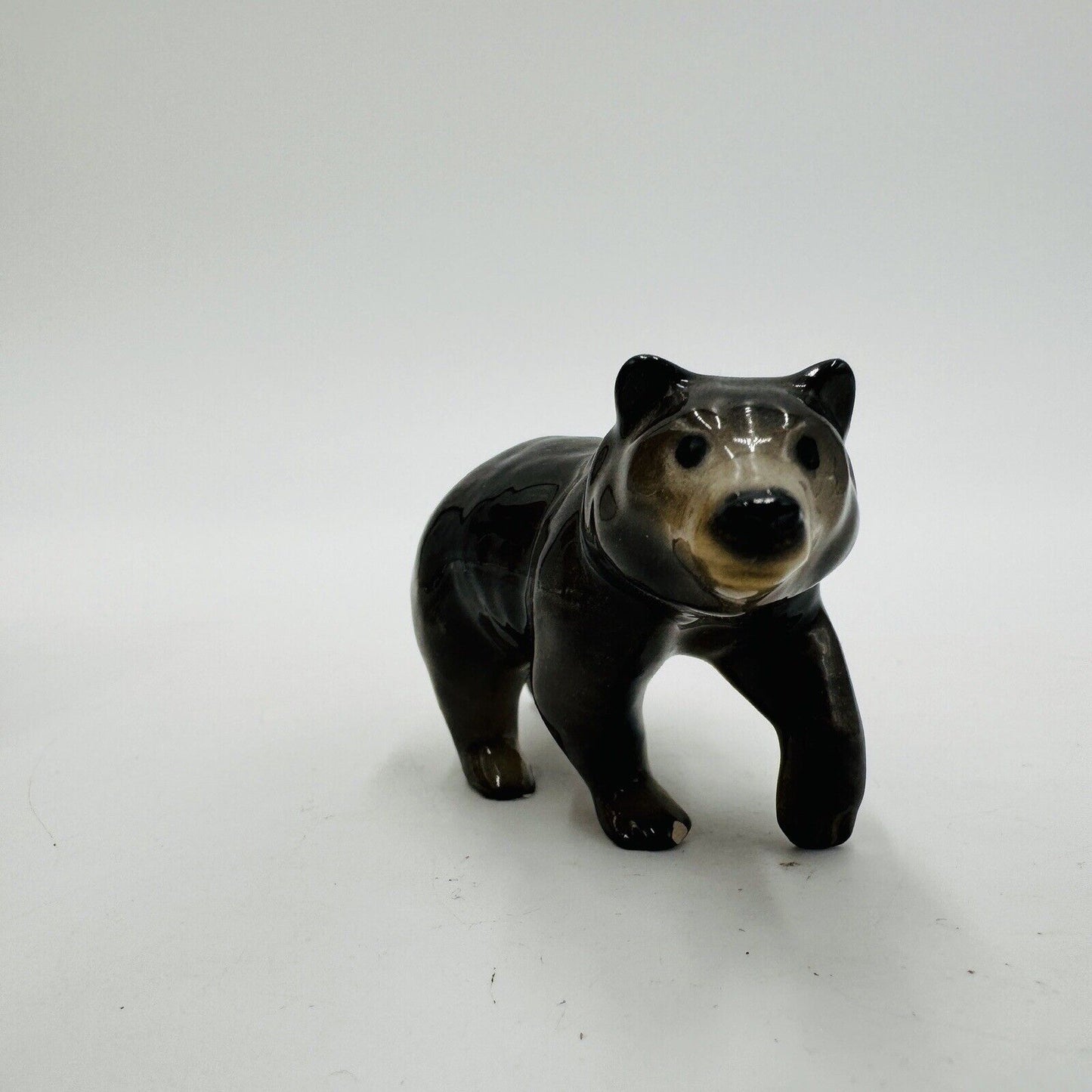 Hagen-Renaker Retired Grizzly Bear Miniature Ceramic Figurine