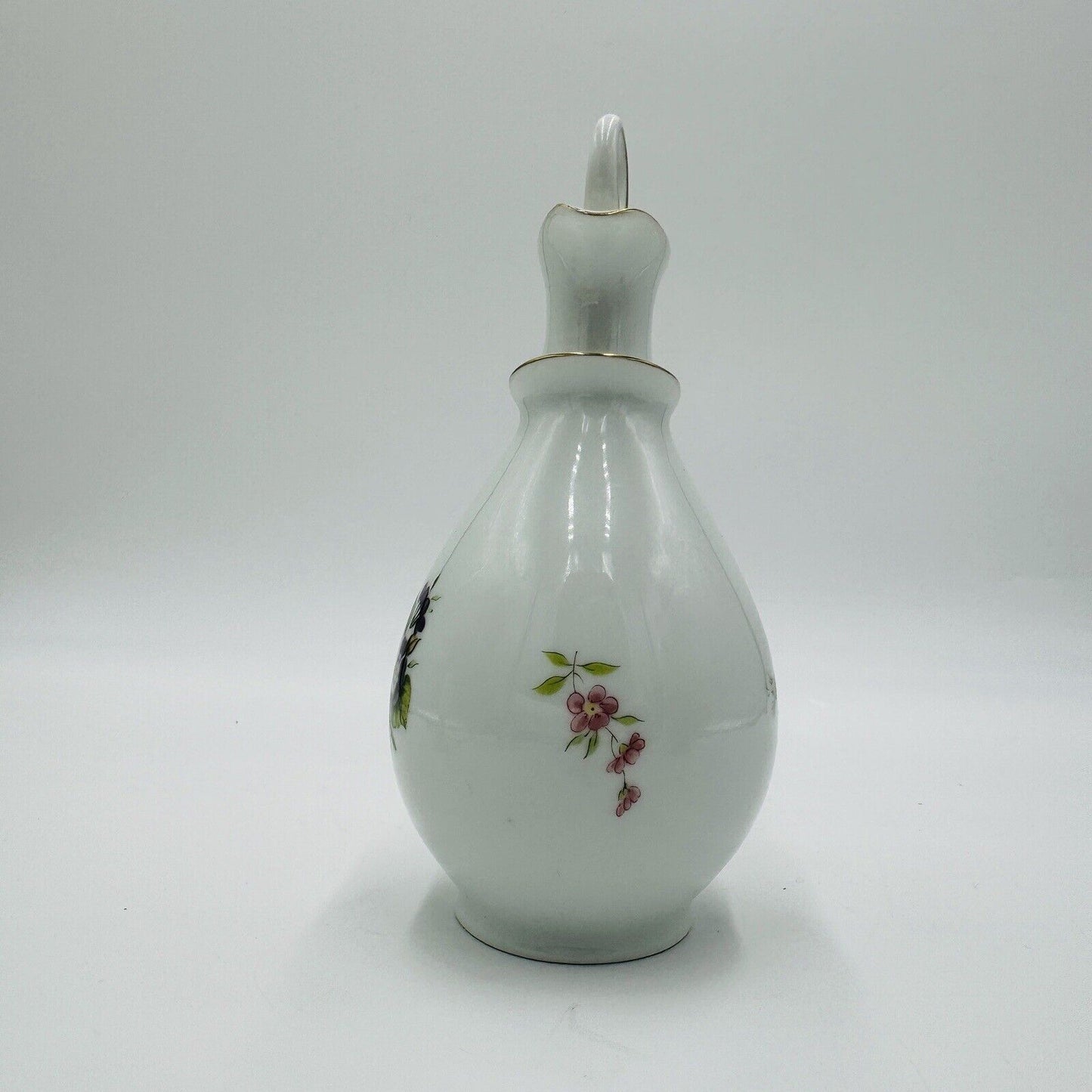 Bing & Grondahl Denmark Fluted Oil Vinegar  197 Floral Porcelain Rare Vintage 7”