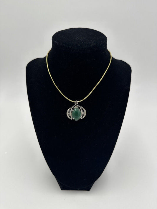 Green Jade Stone Women's Jewelry Sterling Silver Pendant Vintage 925