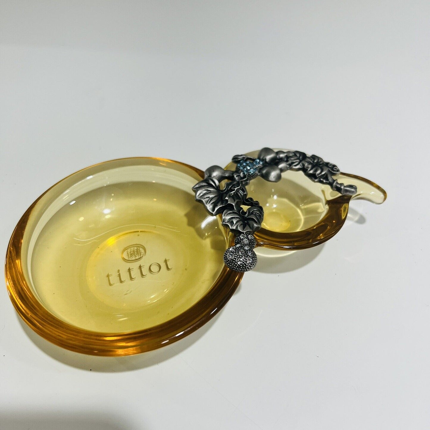 TiTToT Pear Dish Glass Plentiful Harvest Amber Decorative Metal Trinket Taiwan