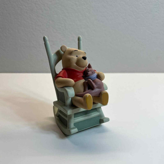 Disney Figurine Winnie Pooh & Friends Chair Sweet Dreams Little One Porcelain