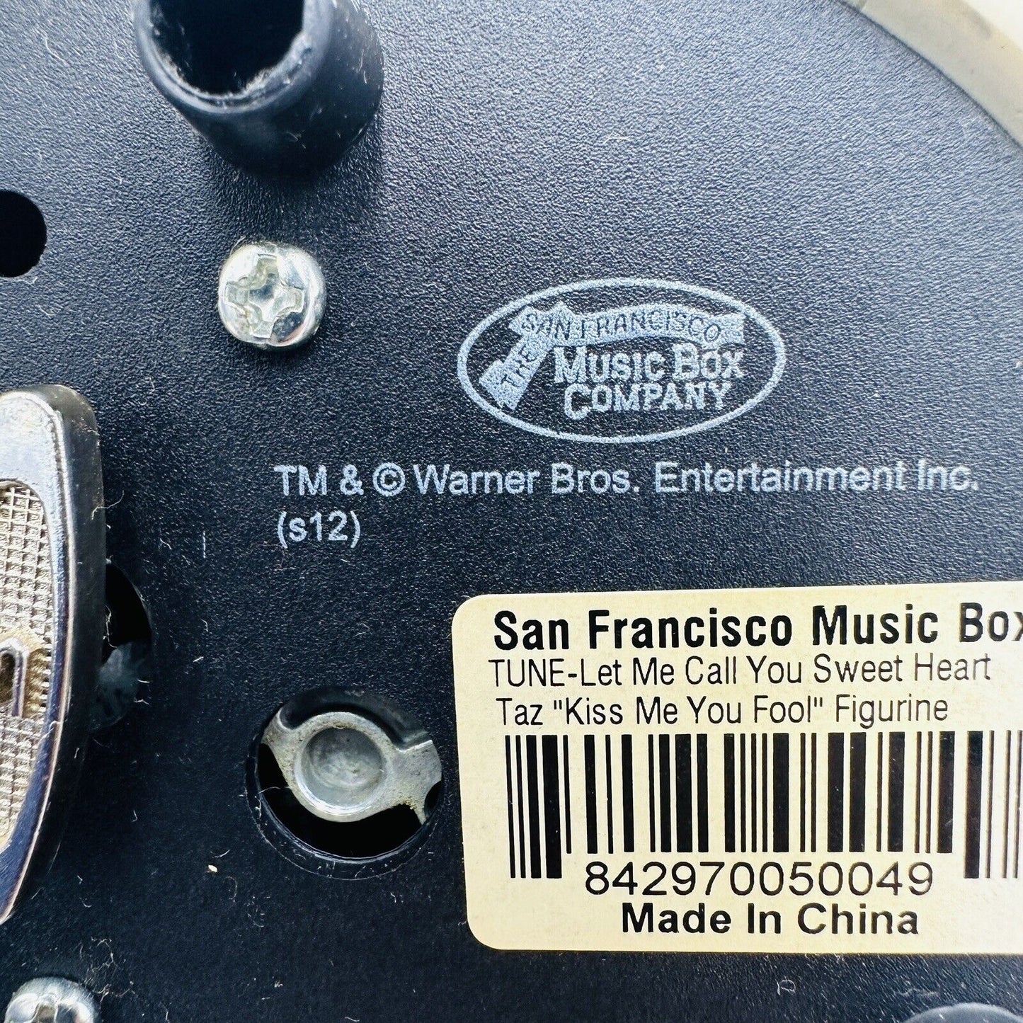 San Francisco Music Box Tasmanian Devil Kiss Me Figure Looney Tunes