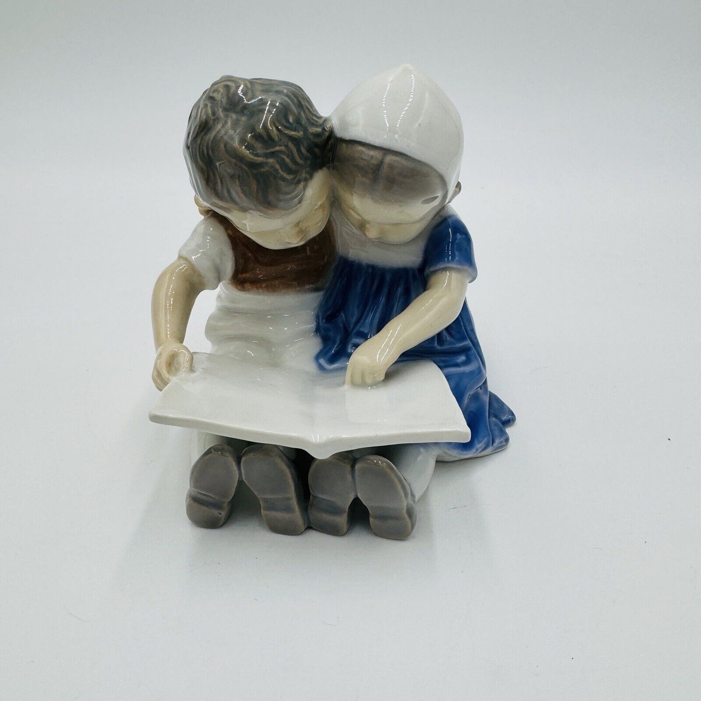 Vintage Bing and Grondahl Denmark 1567 Boy & Girl Reading Porcelain Figurine
