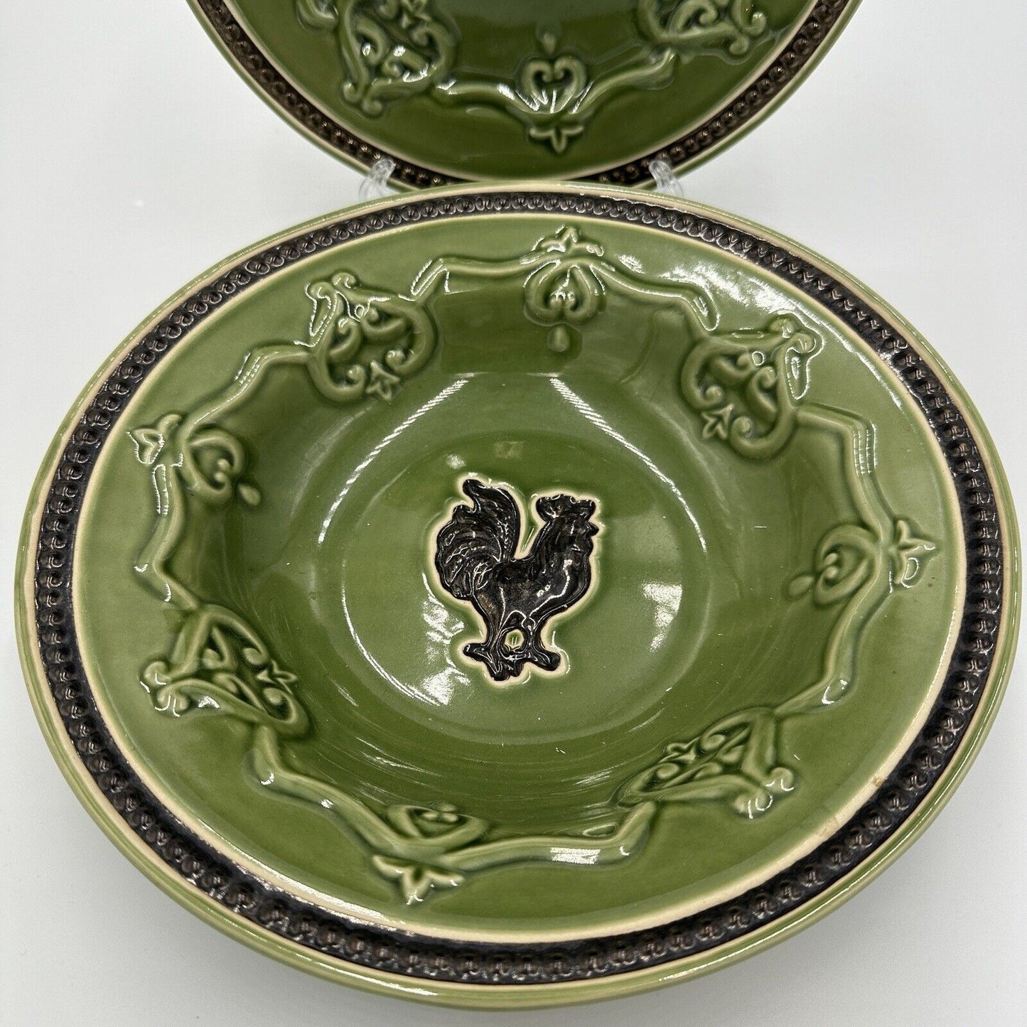 Cracker Barrel Bowl and Plate Set Elegant Rooster Green 9 5/8" X 2" Rimmed
