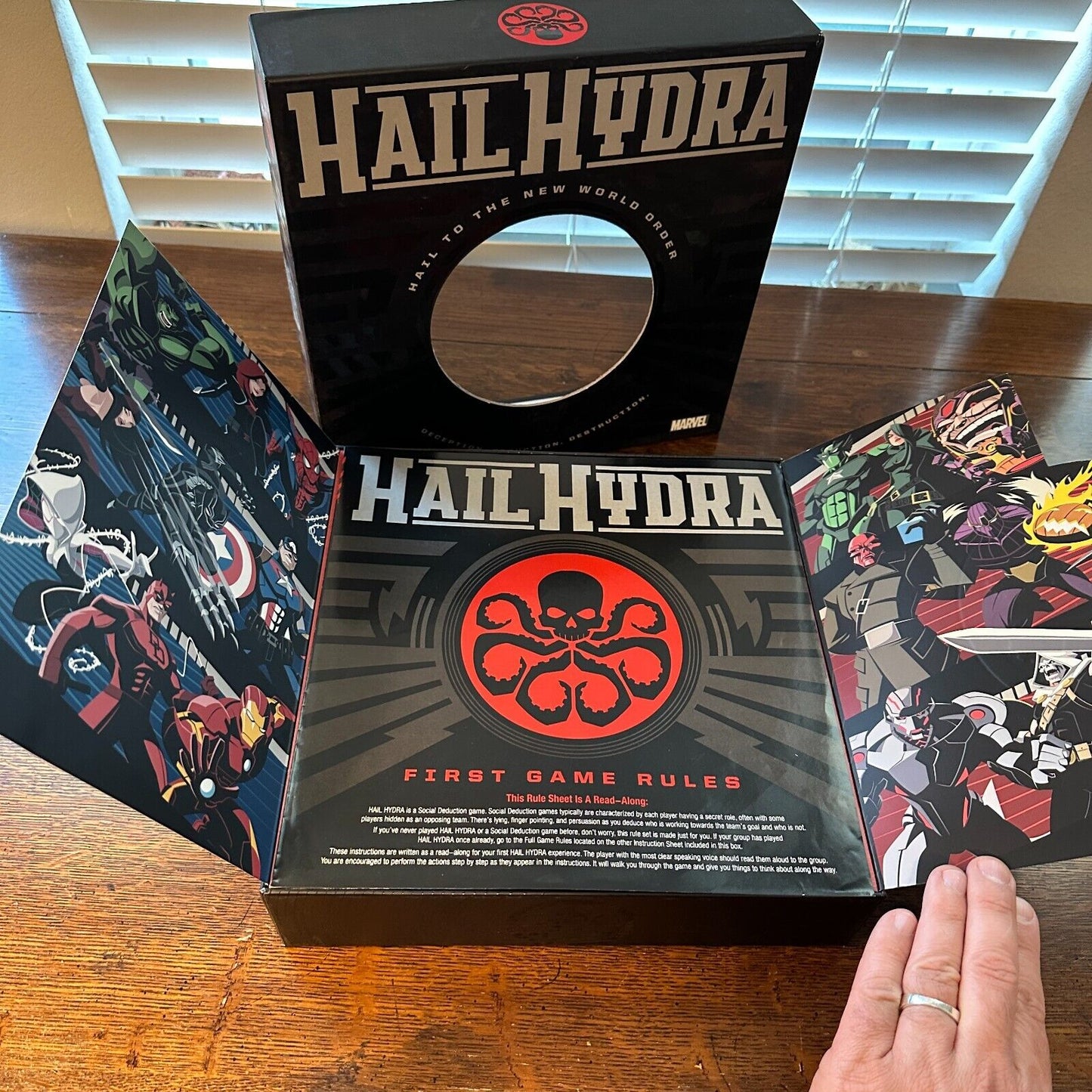 Hail Hydra, Marvel Hero Board Cards Game Agents of Shield Deduction Traitor Play