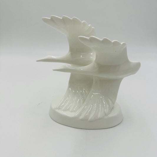 Royal Doulton Images Sculptures Going Home Geese H.N. 3527 TABLEWARE LTD. 1982