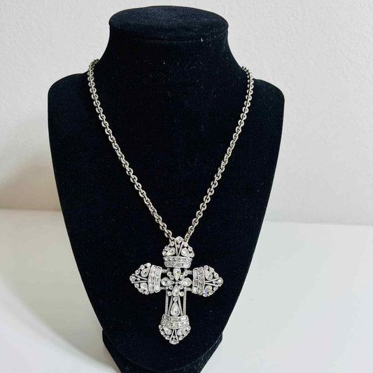 Sweet Romance Necklace USA Cross Rhinestones 19" Jewelry silver tone