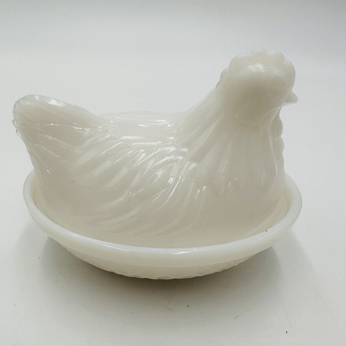 Hazel Atlas Platonite Milk Glass Hen Chicken on Nest Candy Dish 4 1/2" Lid White
