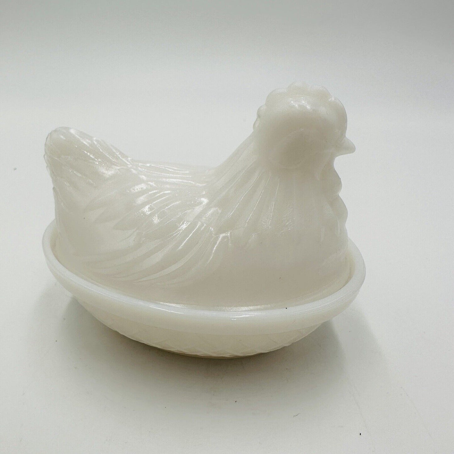 Hazel Atlas Platonite Milk Glass Hen Chicken on Nest Candy Dish 4 1/2" Lid White