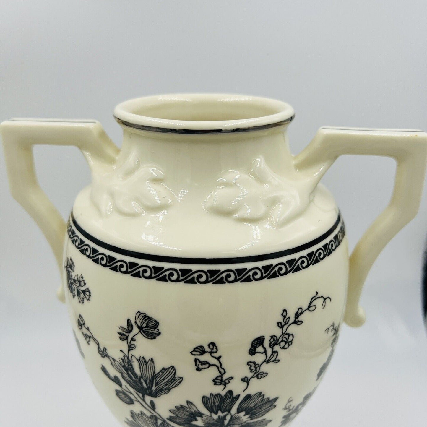 Lenox Urn Vase Porcelain 2002 Floral Elegance Handles Large Home Decor 9in