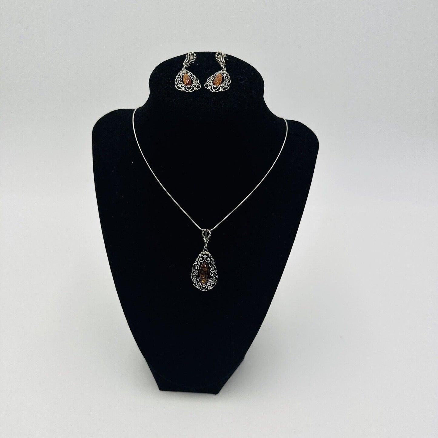 Vintage Baltic Amber Sterling Silver Necklace Pendant Earrings Set Women Jewelry
