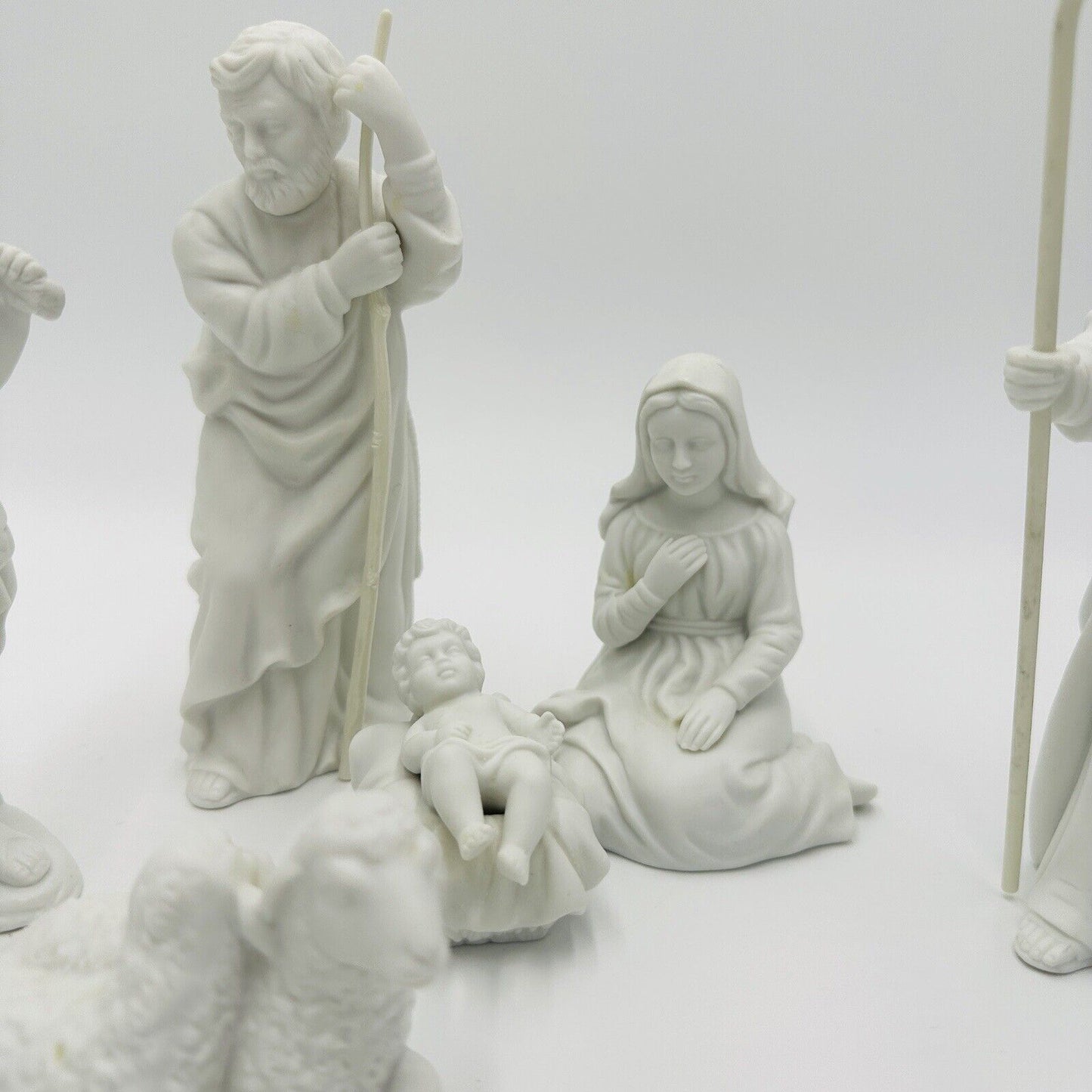 Avon Nativity Scene Porcelain 6 Figurines 1983 Vintage White Bisque Christmas