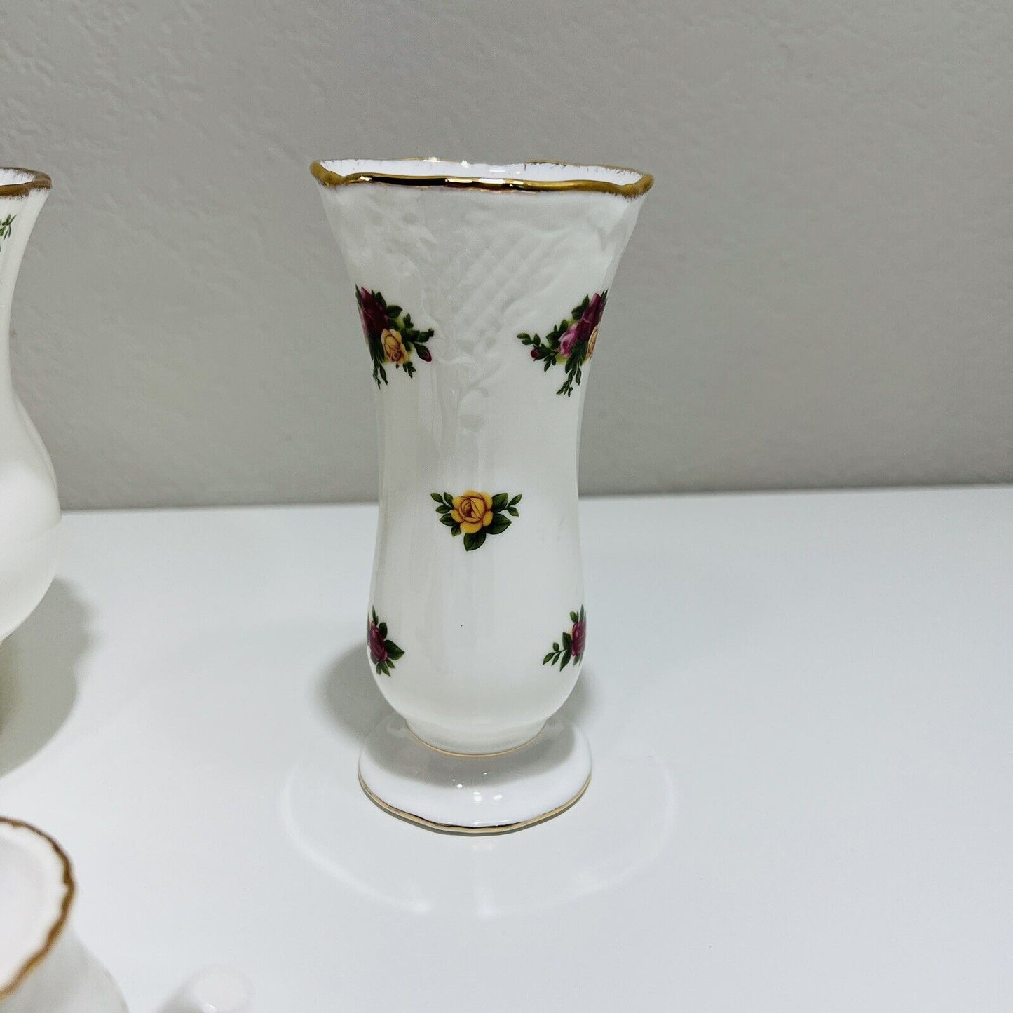 Royal Albert Lot Old Country Roses Vases Candleholder Ornament Bone China 1962