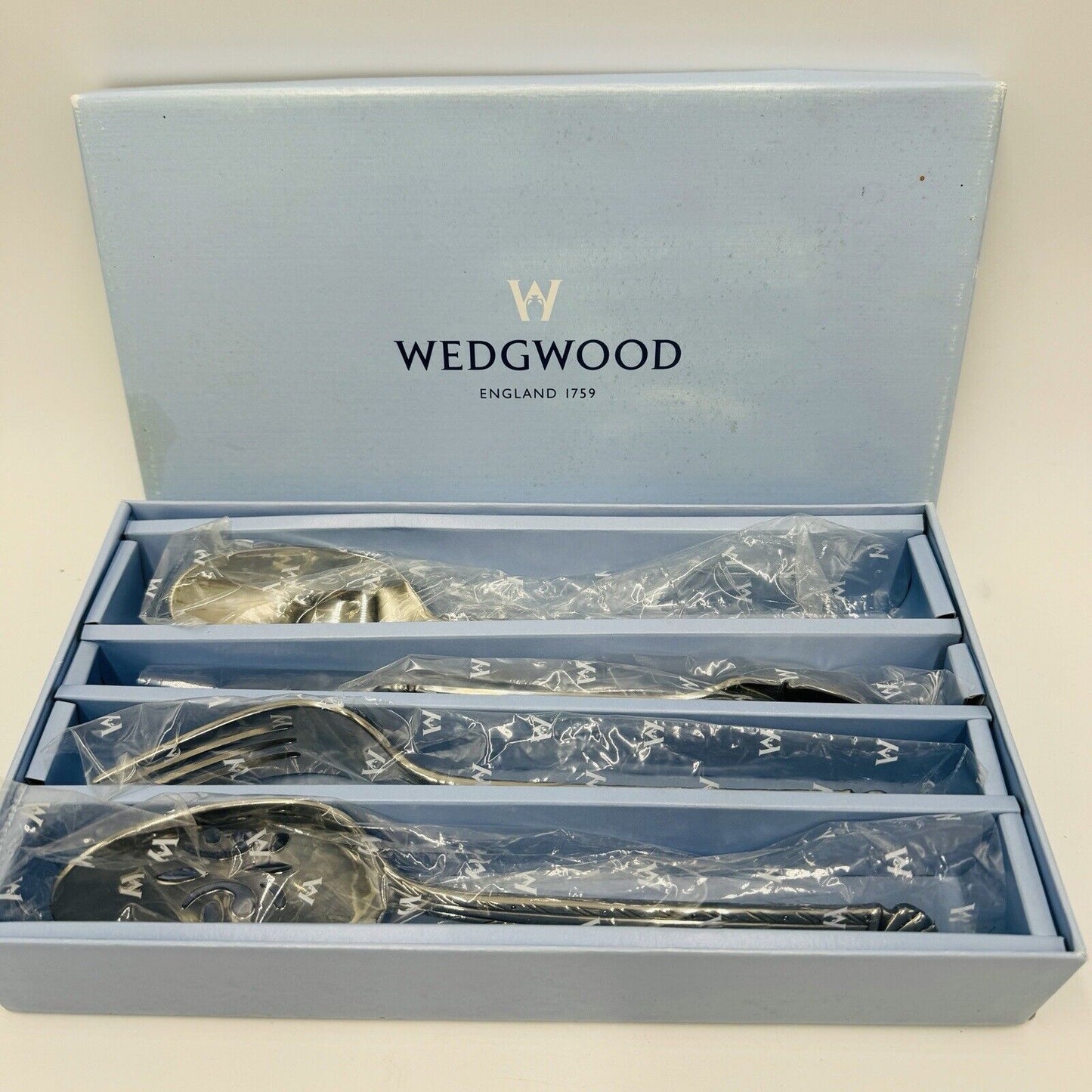 Wedgwood Jennifer 5 pc serving ware Kore made stainless steel