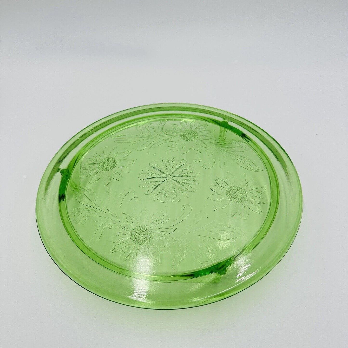 Jeannette Sunflower Depression Glass Uranium Footed Cake Plate 10 Tray Vintage