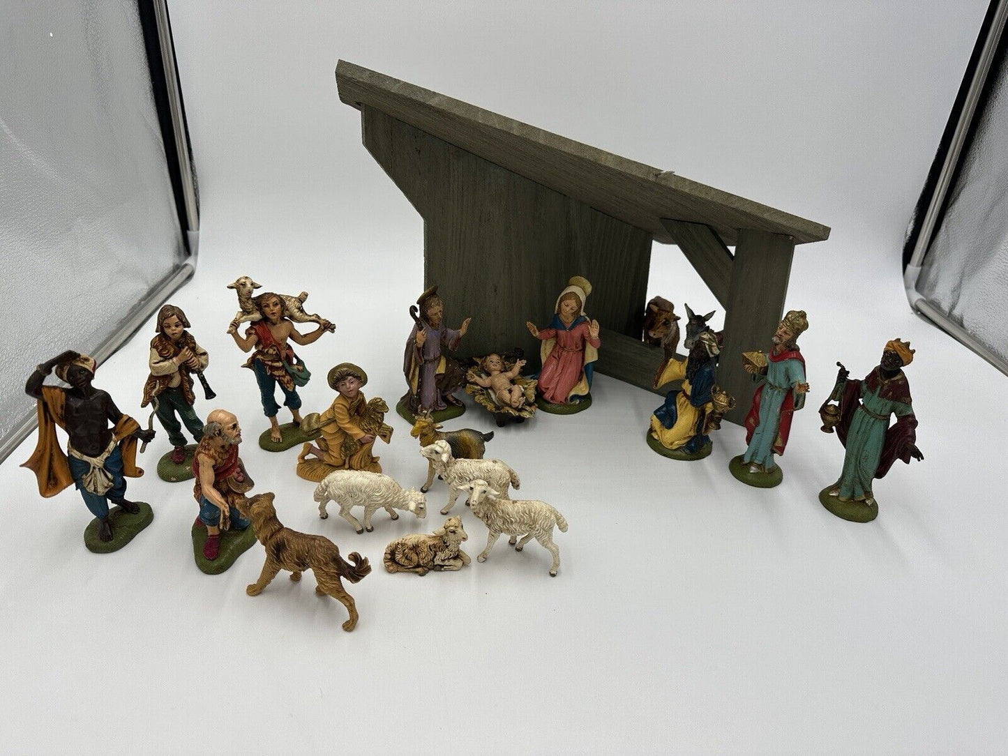 Vintage Depose Italy Nativity Set Stable Figurines Christmas 20 Pieces Complete