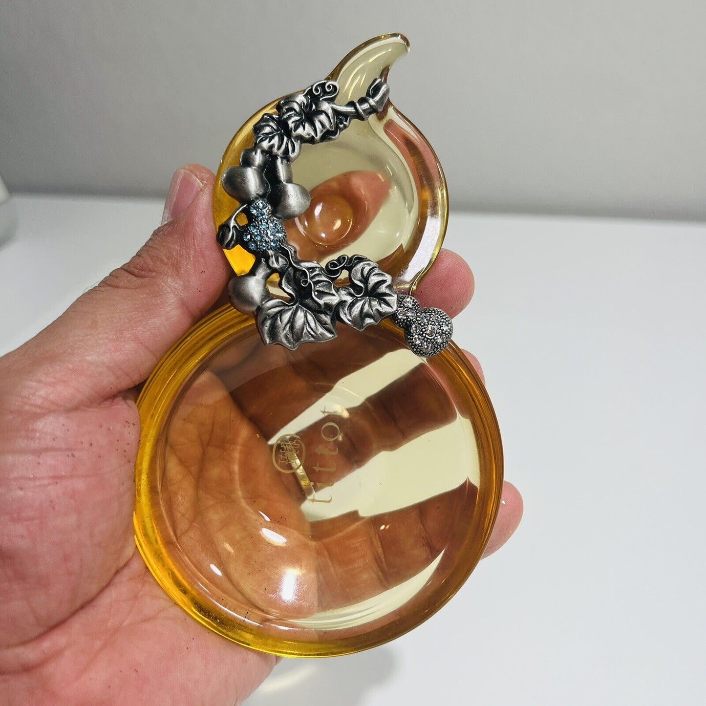 TiTToT Pear Dish Plentiful Harvest Amber Decorative Metal Trinket Taiwan Glass