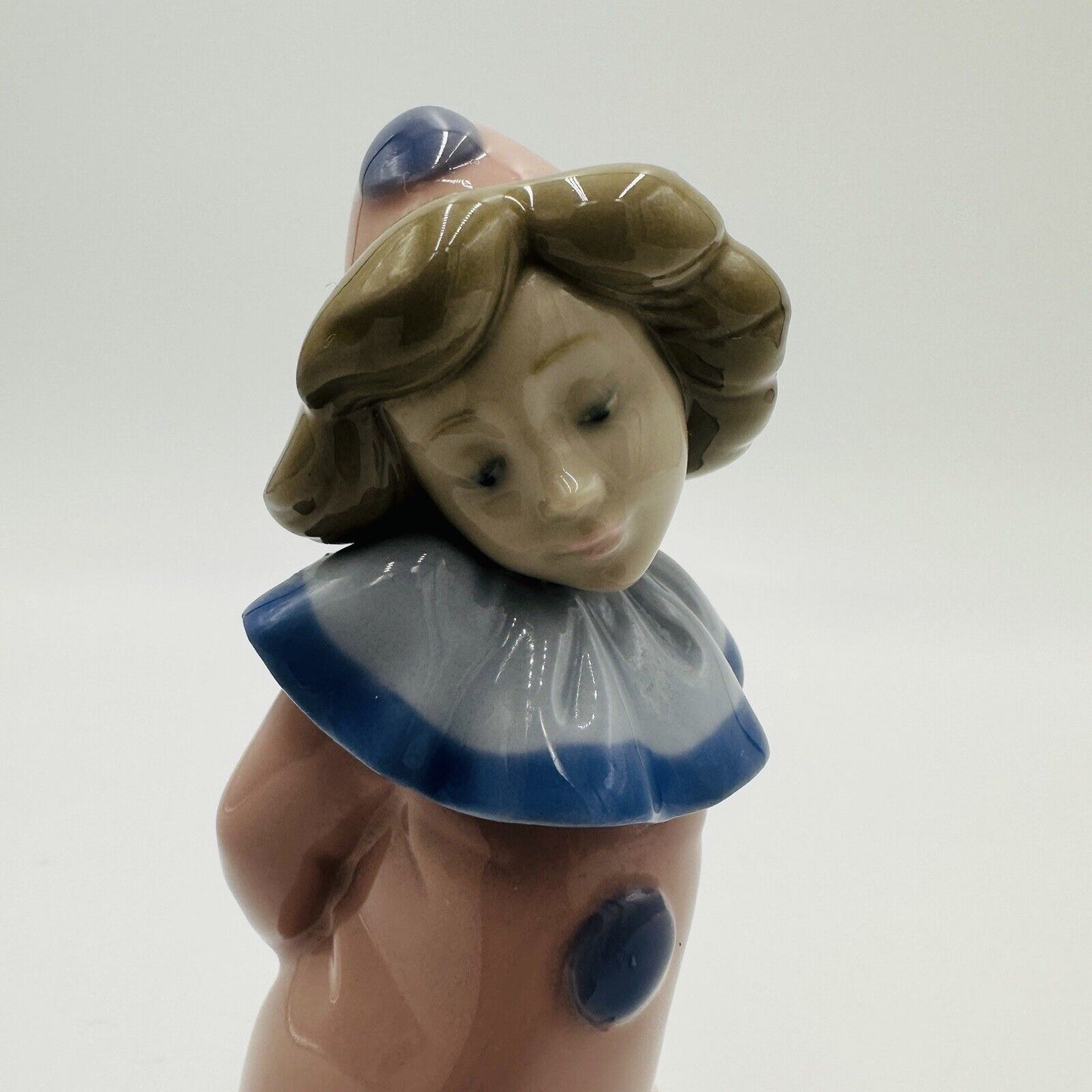 NAO By Lladro Daisa Figurine Pink  Blue Pierrot Clown Girl 1987 Spain Retired
