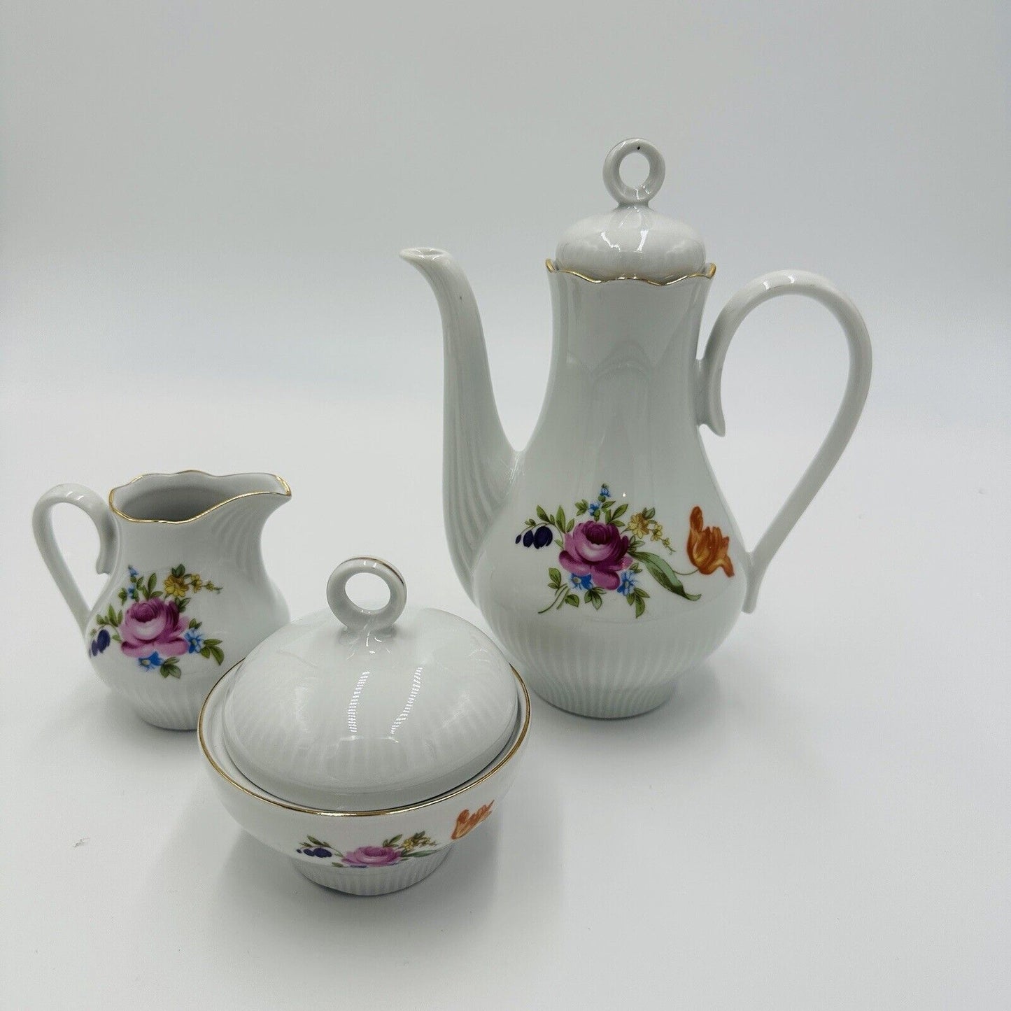 JlMenau Graf Von Henneberg Tea Set 1777 White Floral Porcelain German Demitasse