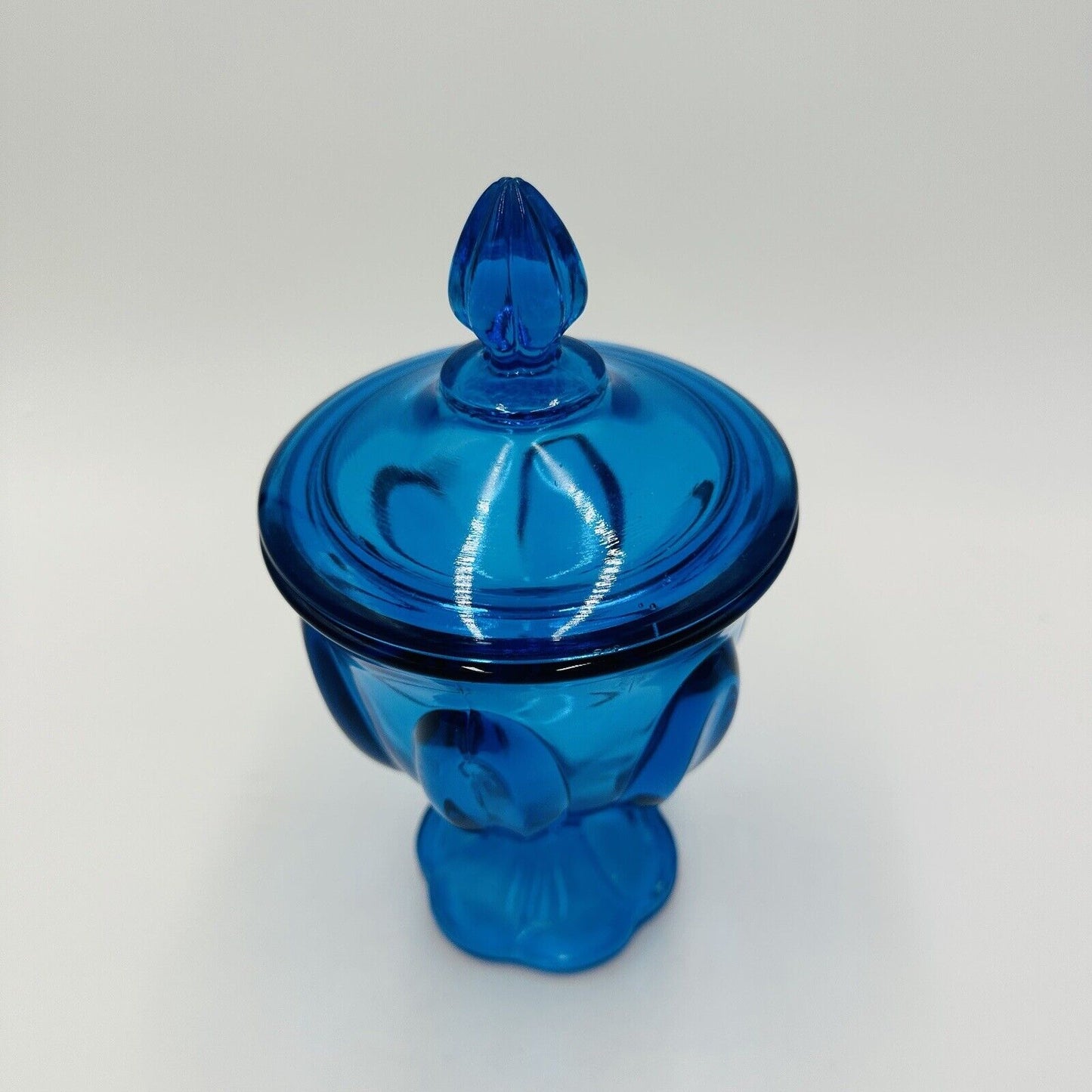 L. E. Smith Candy Dish Simplicity Pattern Petal Covered Lidded Compote 8" Blue