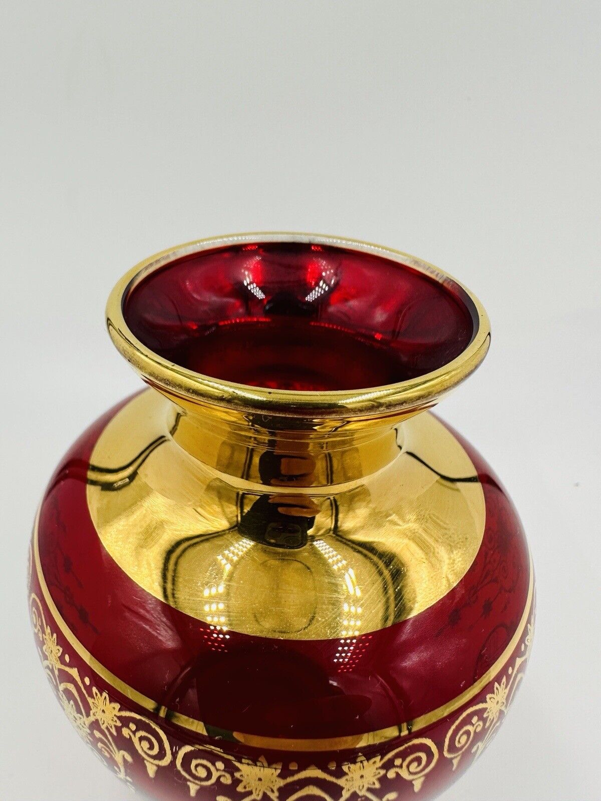 Murano Vase Glass Red Velvet Gold Trim Gilding Overlay Late 20th Century Bud