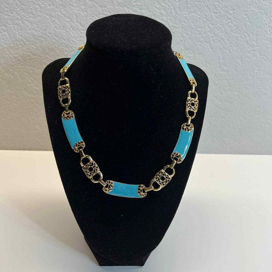 Necklace Turquoise Women's Jewelry Metal Silver Tone Settings Hangs Flat