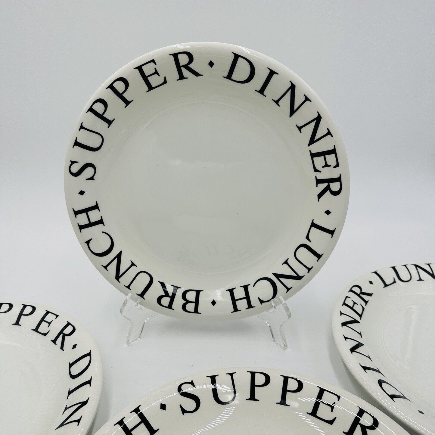 Quadrifoglio 10” White Black Lettering Lunch Brunch Supper Dinner Plates Italy