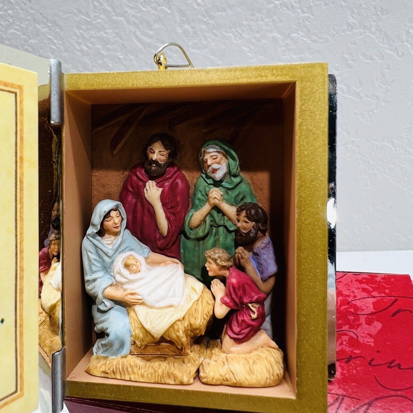 Hallmark Nativity Ornament Bible Good Book Keepsake 2000 Christmas Jesus