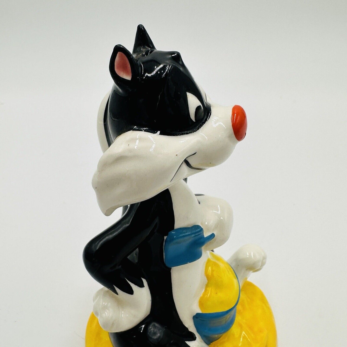 Vintage Warner Bros 1977 Sylvester At The Beach Figurine Porcelain Ceramic Japan