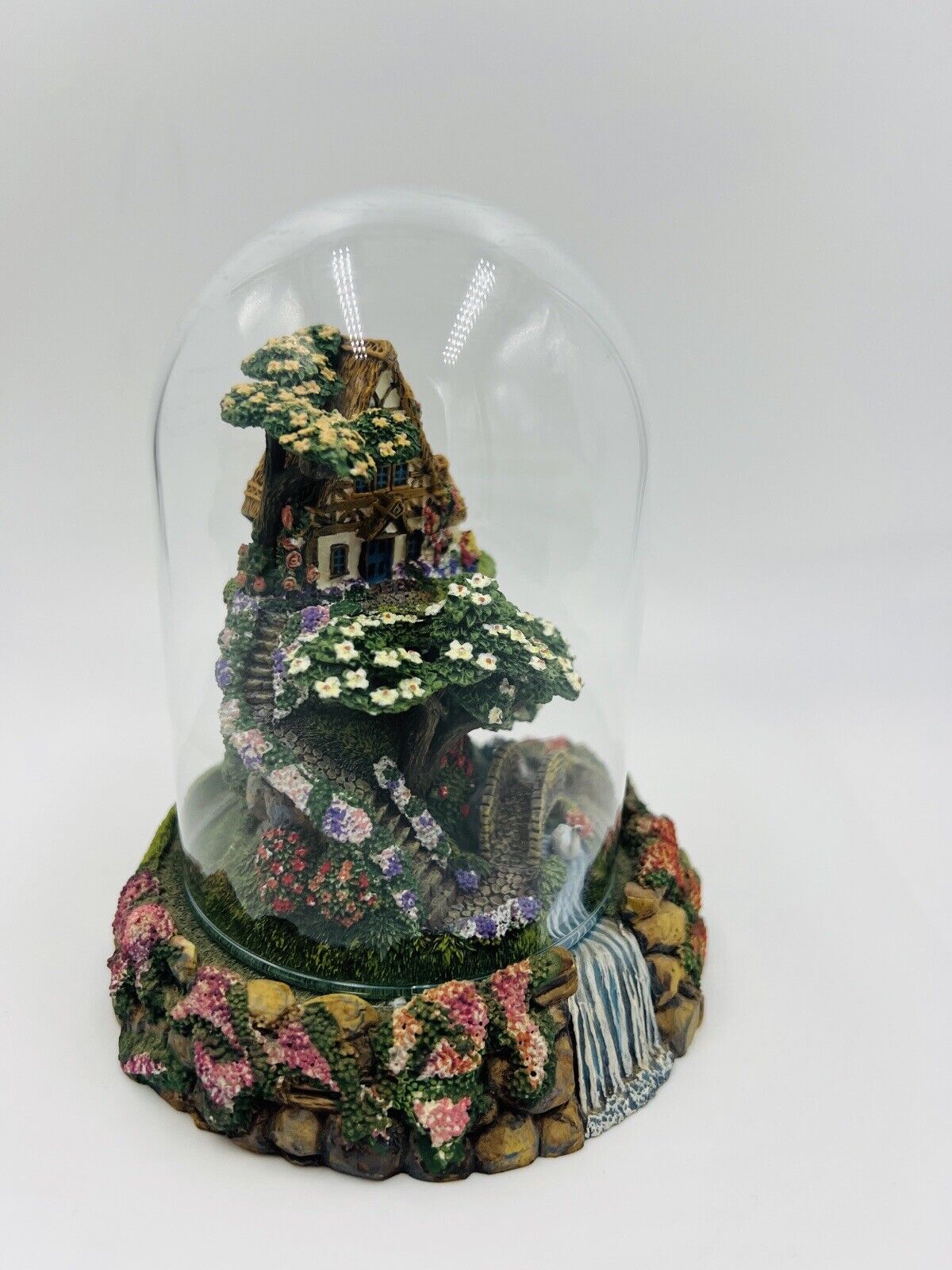 Franklin Mint Glass Dome Figurine Cobblestone Bridge Cottage Hand-Painted Decor