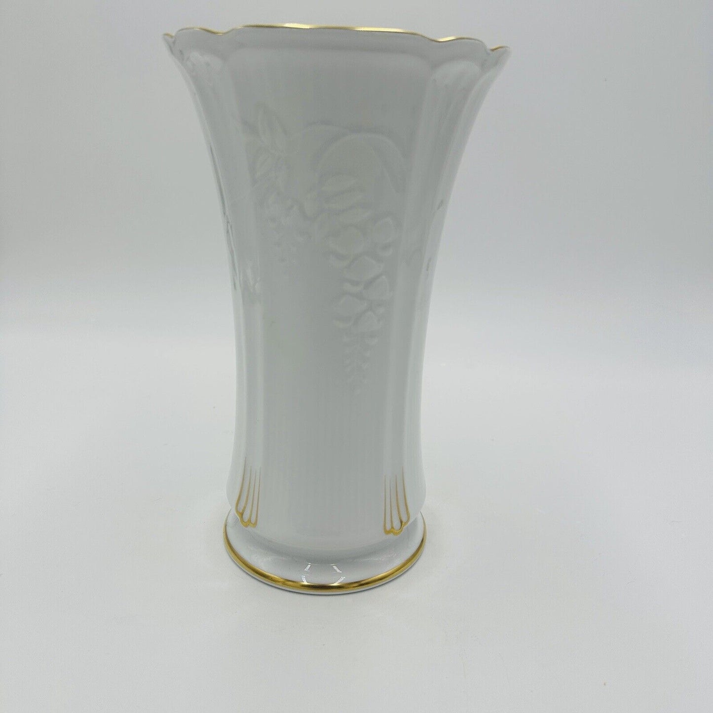 Okura Porcelain White Gold Vase Commemorative Morimura Bros Japan 9”H