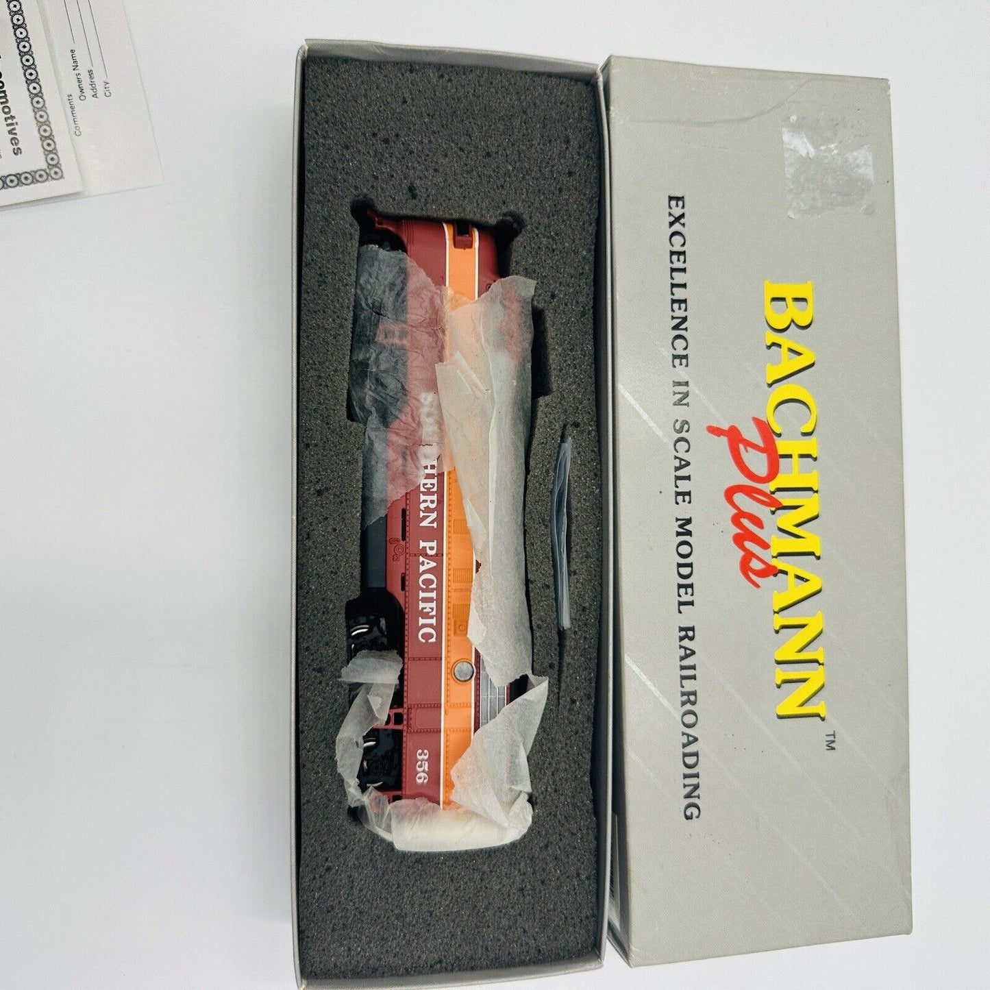 Bachmann Plus HO Southern Pacific F7A Daylight 11235 SP 356 Engine Boxed Train