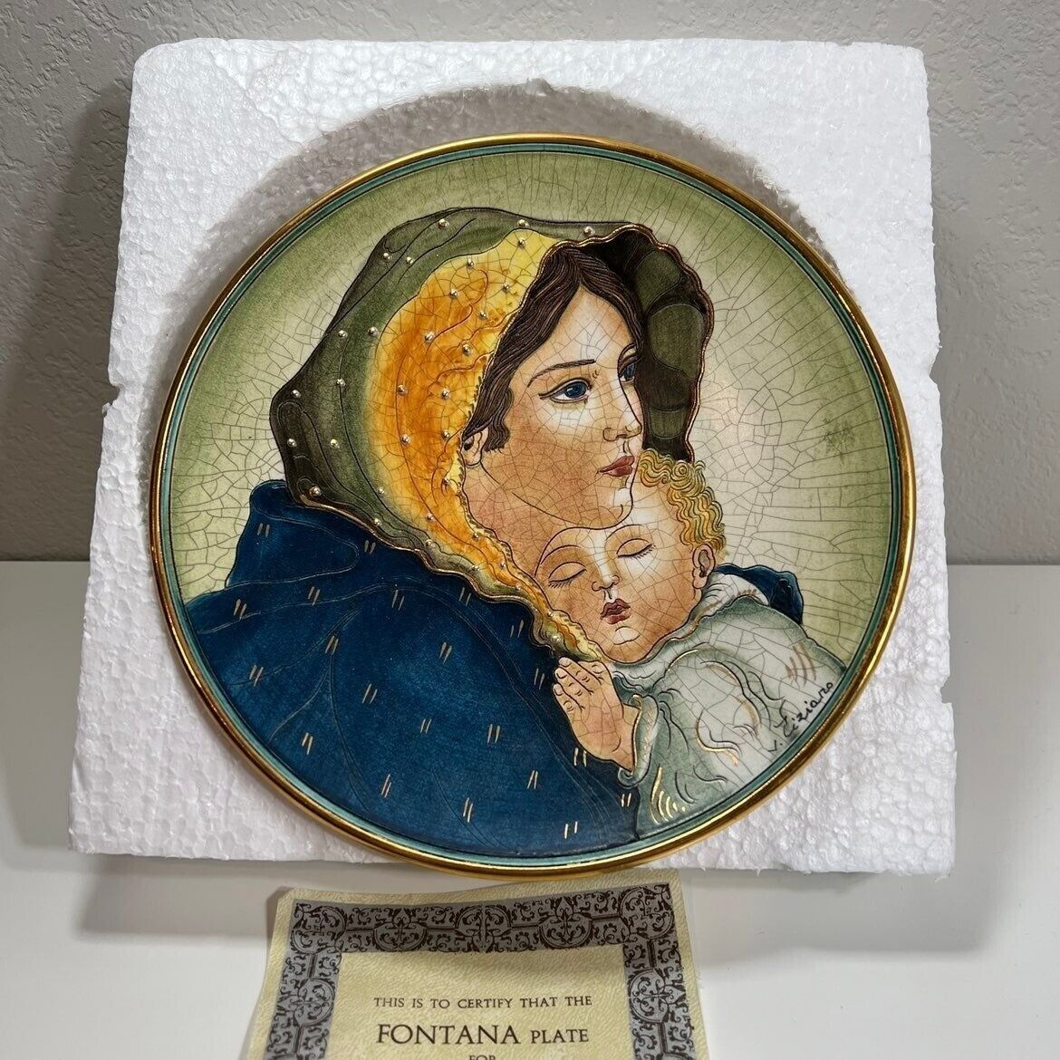 Fontana Plate Mother's Day 1973 Mother and Child 8.5" Collector Plate Italy